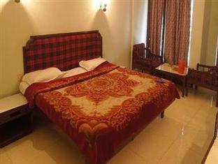 Hotel Charlene Mussoorie Exteriér fotografie